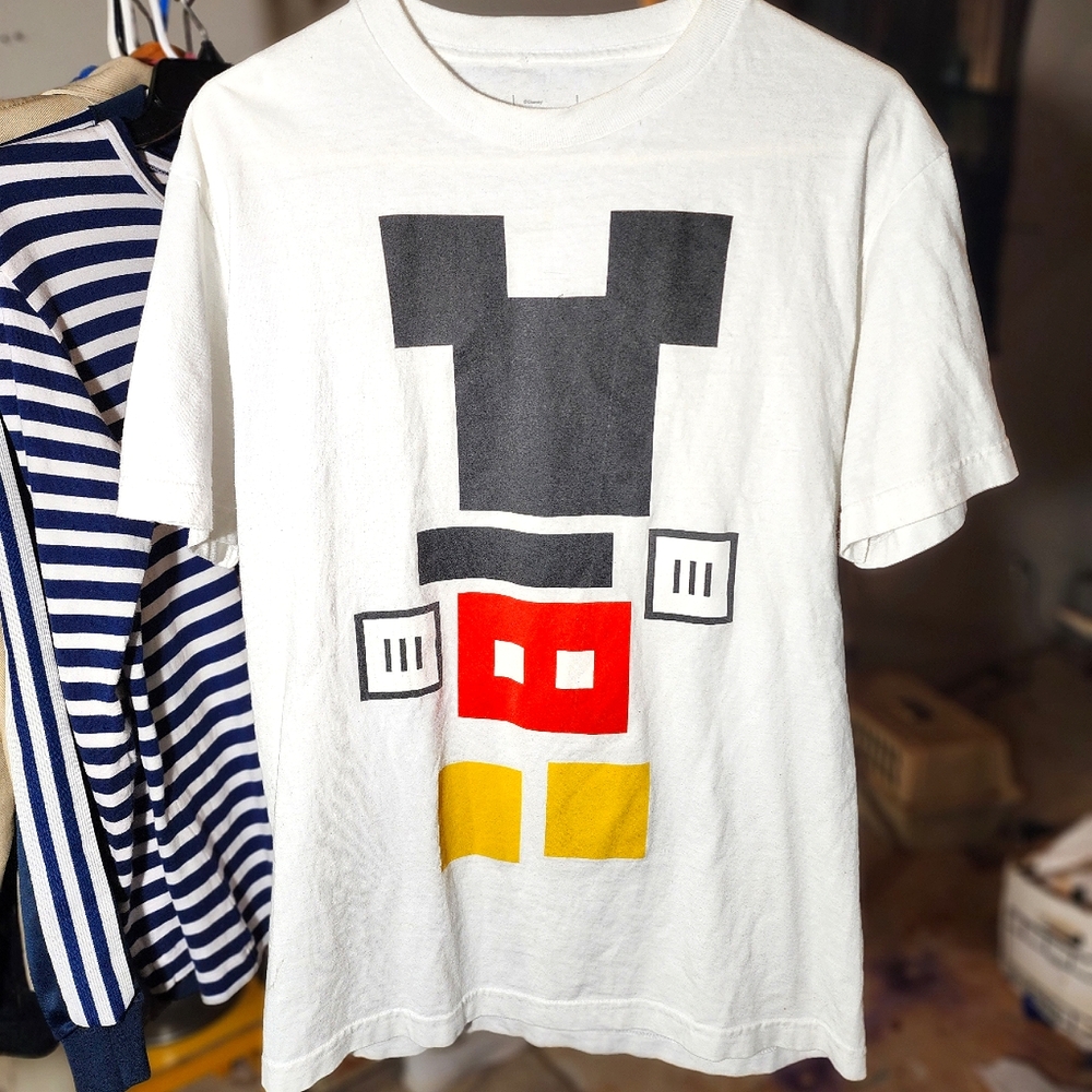 Mickey mouse x neff tee